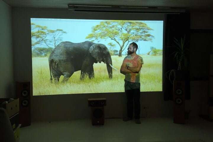 Projector paint Teemu Finland